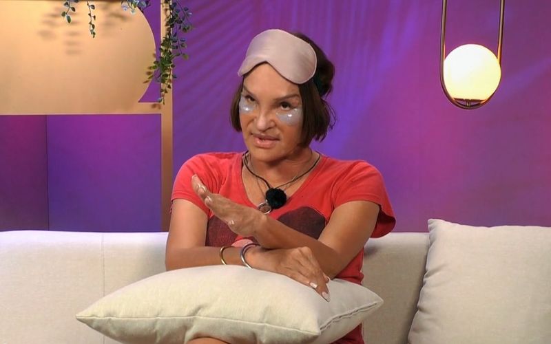 Anouschka hält Martin für "eine Pest".