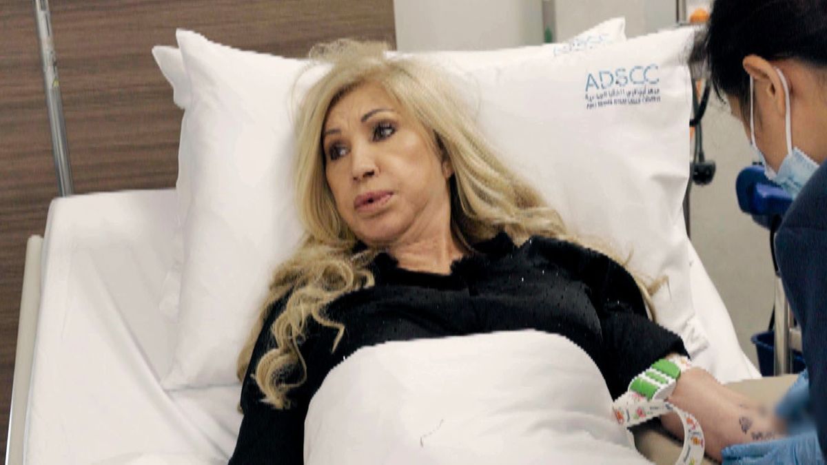 Jetzt wird's aber schlecht": Carmen Geiss wird bei Beauty-Behandlung  plötzlich schwindlig - SWYRL, Entertainment-Themen, die dich begeistern.