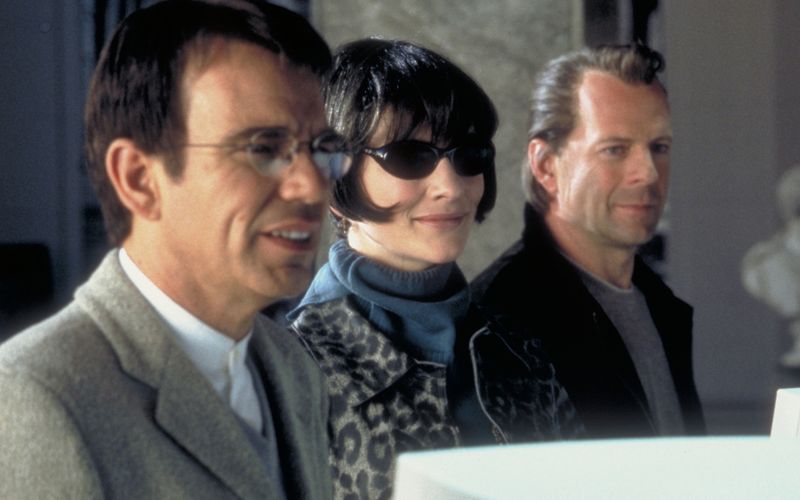 Joe (Bruce Willis, rechts) und sein hypochondrischer Partner Terry (Billy Bob Thornton) sind ein tolles Banditen-Duo. Bis Kate (Cate Blanchett) ins Spiel kommt. 