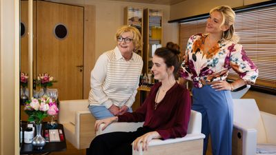 Bild zu Artikel "Das Traumschiff: Island"