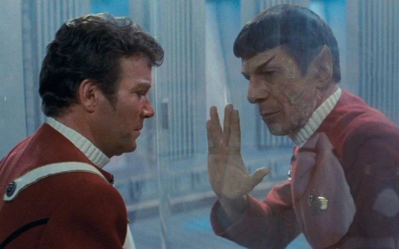 Der Freundschaft zwischen Kirk (William Shatner, links) und Spock (Leonard Nimoy) konnte nicht einmal der zwischenzeitliche Tod des Vulkaniers etwas anhaben.