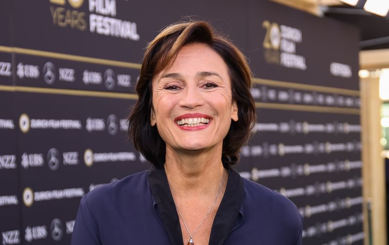 In der Jubiläumssendung empfängt der Gastgeber auf dem U-Boot Moderatorin und Journalistin Sandra Maischberger.