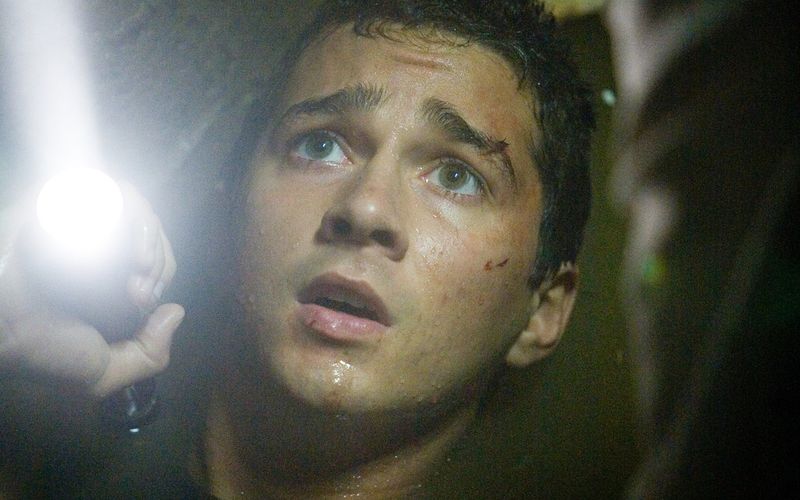 "Disturbia" mit Shia LaBeouf ist ein spannender Thriller, der von dem Hitchcock-Klassiker "Das Fenster zum Hof" inspiriert ist.