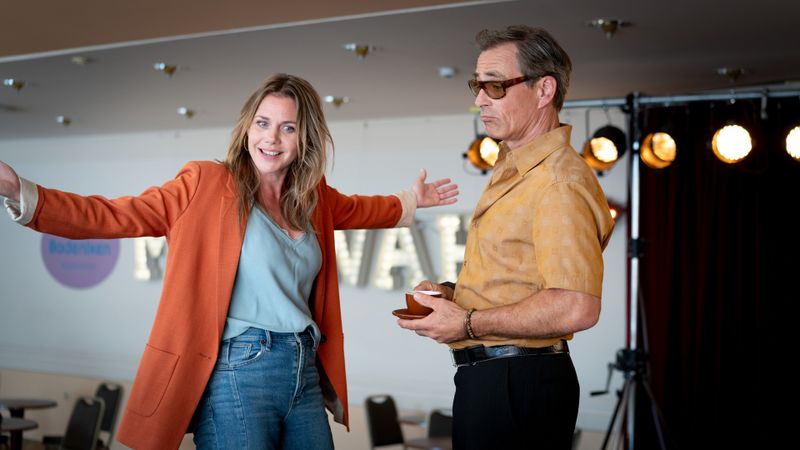 Ein Aufeinandertreffen, dass vor allem "Berlin, Berlin"-Fans freuen dürfte: Sowohl Felicitas Woll als auch Jan Sosniok spielten in der ARD-Vorabendserie Anfang der 2000-er Hauptrollen. 