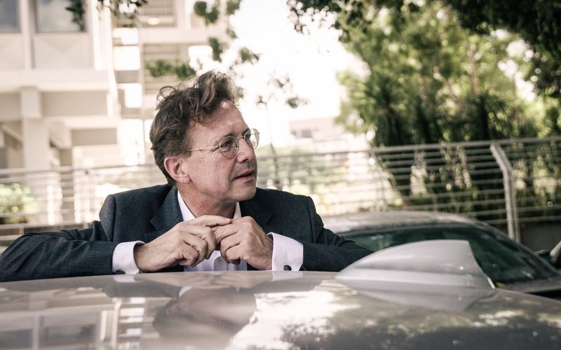 In der ZDF-Doku "Die Diplomaten - Inside Auswärtiges Amt" ist man sich einig: Steffen Seiberts Job als Israel-Botschafter ist kein leichter.