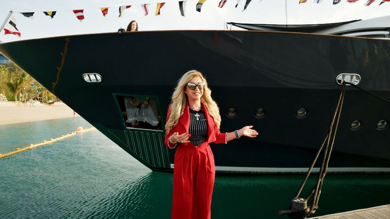 Carmen Geiss wirft ihren Töchtern mangelnde Arbeitsmoral vor.