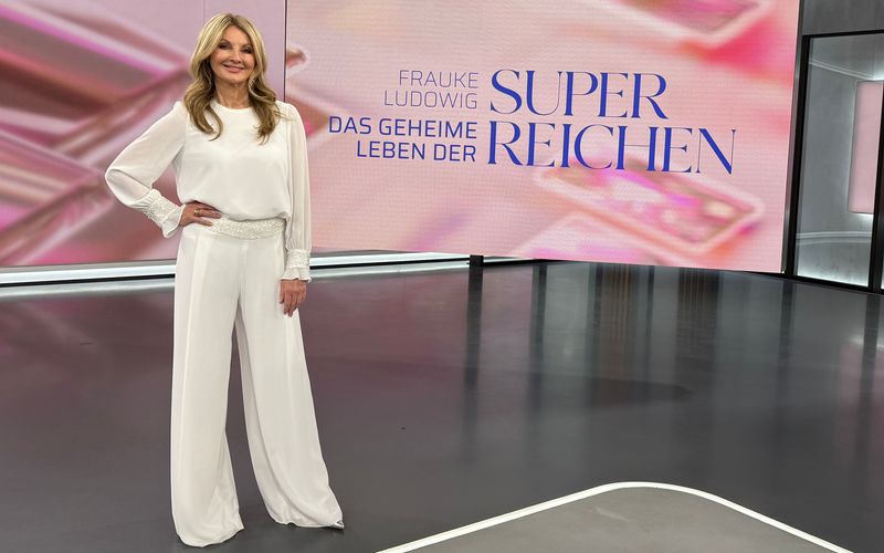 Frauke Ludowig öffnet in ihrem neuen Docutainment-Format die Türen zur Welt der Superreichen. 