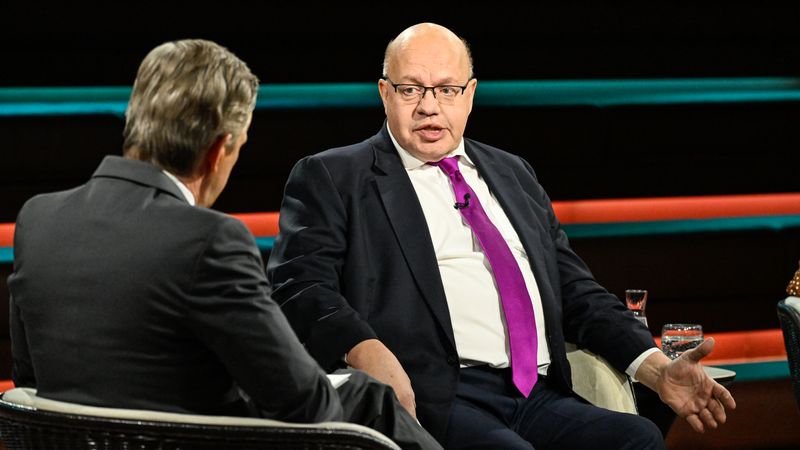 Ex-Bundeswirtschaftsminister Peter Altmaier lobte bei "Markus Lanz" die Reformfähigkeit der Regierung unter Angela Merkel.
