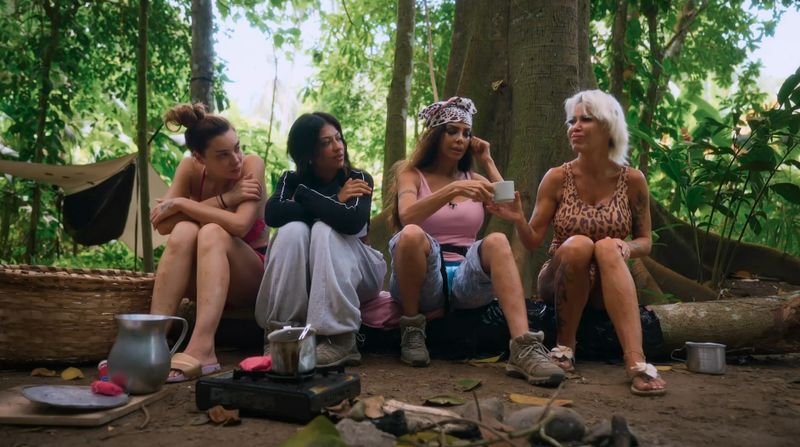 Kader Loth (Dritte von links) blickte für ihre Teamkolleginnen in die Zukunft.