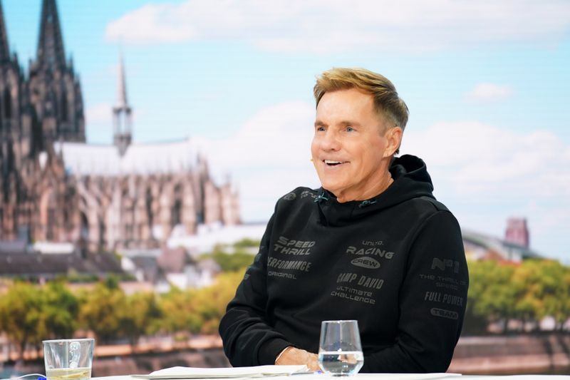 Leg dich nicht mit dem Pop-Titan an! Bei DSDS (RTL) raunzte Dieter Bohlen (Bild) seinem neuen Jury-Mitglied Bushido einen Fluch zu.