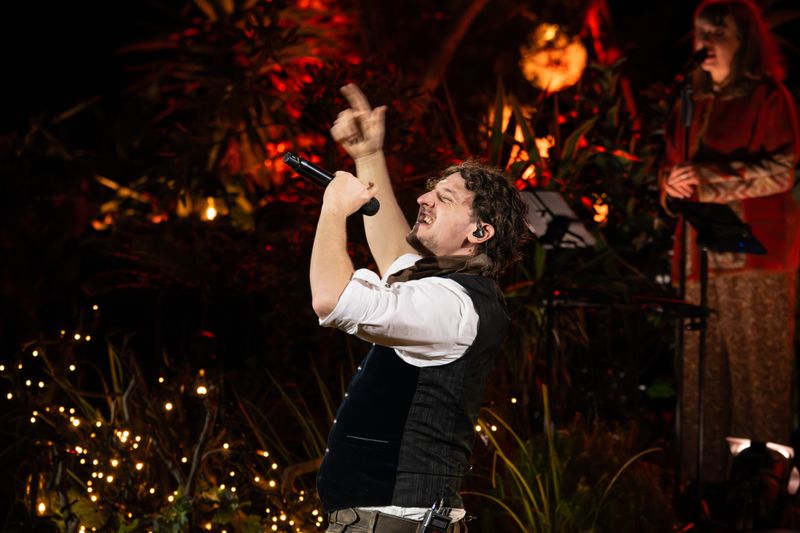 Ein kleiner Fauxpas passierte Schlager-Rapper Tream: Er ging zu früh auf die Bühne ...