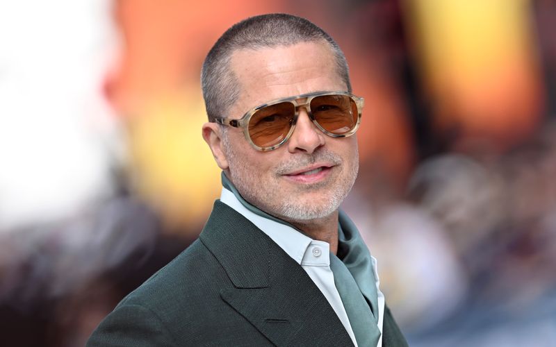 Brad Pitt gehört seit Jahrzehnten zu Hollywoods größten Stars, inzwischen darf er sich auch Oscar-Gewinner nennen. Zur Ausstrahlung des Spionage-Dramas "Allied - Vertraute Fremde" am 12. April, 20.15 Uhr auf ARTE blicken wir zurück auf die beeindruckende Karriere des 62-Jährigen, der zuletzt im Actionreißer "Bullet Train" eindrucksvoll bewiesen hat, dass er noch lange nicht zum alten Eisen gehört.