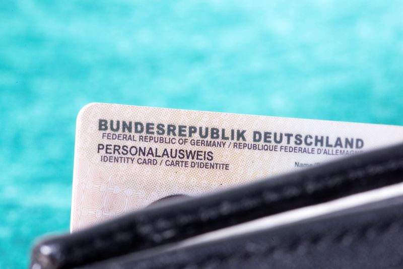 Bereits am 2. Januar 2027 soll man sich in Deutschland digital ausweisen können.