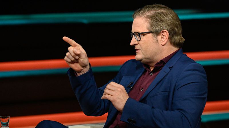 Journalist Michael Bröcker erklärte bei "Markus Lanz", dass sich die SPD beim Thema Steuererhöhungen durchsetzen könnte.