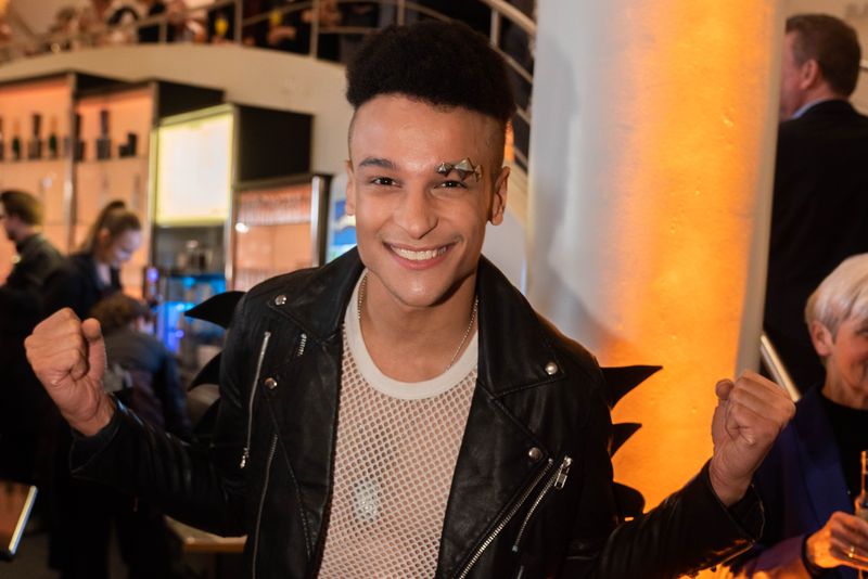 Ex-DSDS-Star Prince Damien hat auf Instagram seinen Rentenbescheid veröffentlicht.
