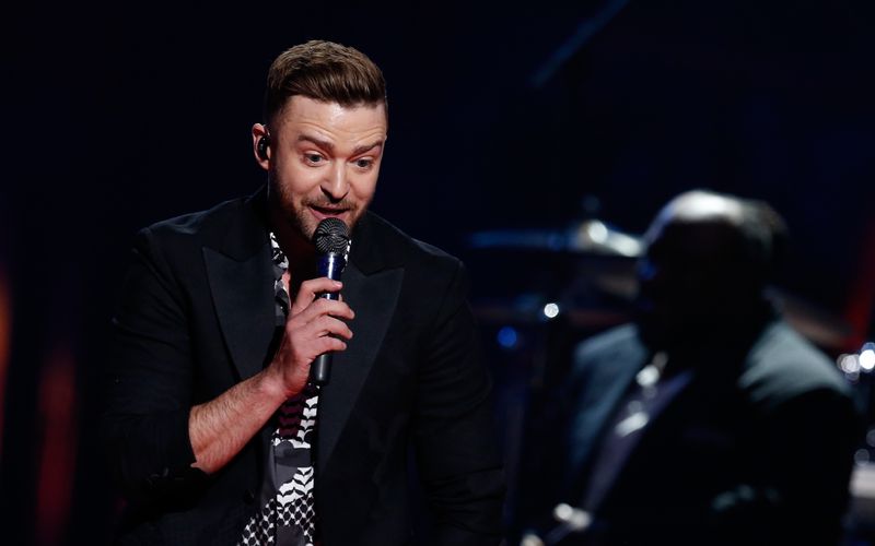 Schönheitswettbewerbe für Jungs? Ja, die gibt's. Lange bevor Justin Timberlake seine Teenager-Liebe Britney knutschte, reiste er mit seiner Mutter durchs Land, um einen Wettbewerb nach dem anderen zu gewinnen. Auch bei ihm mündete das Ganze in einer Mitgliedschaft im "Mickey Mouse Club", und genau wie Britney entschied sich Justin schließlich für eine Musikkarriere.