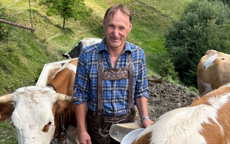 Der Tiroler Bauer Franz sucht eine neue Liebe im TV - zum wiederholten Mal. 