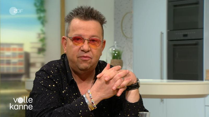 Prinzen-Sänger Sebastian Krumbiegel reagierte bei "Volle Kanne" auf die Kritik eines ZDF-Zuschauers.