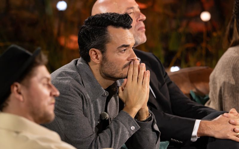 Die "Sing meinen Song"-Stars waren wie immer auch als Zuhörer engagiertb bei der Sache, von links: Johannes Oerding, Giovanni Zarrella, Der Graf.