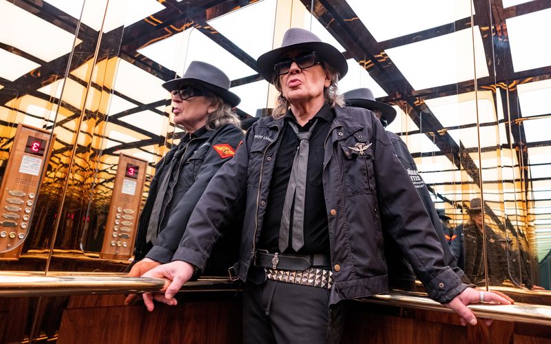 Längst fährt Udo Lindenberg wieder aufwärts. Im hohen Alter stürmte er mit zwei Alben und der Single "Komet" die Charts.
