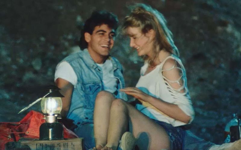 Nur ein kurzer Auftritt: George Clooney und Laura Dern spielten in "Grizzly II: The Predator" ihre ersten Rollen.