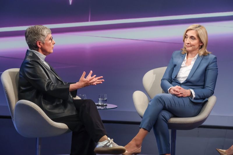 Grünen-Politikerin Britta Haßelmann (links) kritisierte den Reformentwurf von Bundesgesundheitsministerin Nina Warken (CDU) scharf.