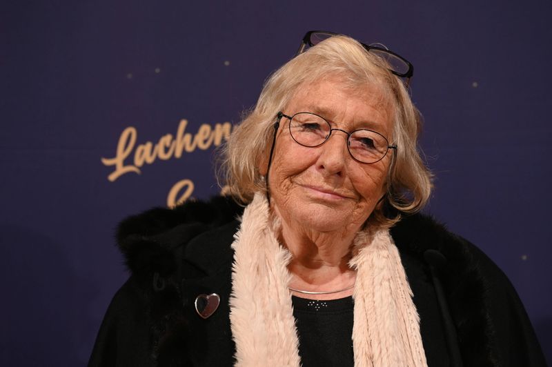 Eine echte Fernseh- und Radiopionierin: Carmen Thomas feiert am 7. Mai ihren 80. Geburtstag.
