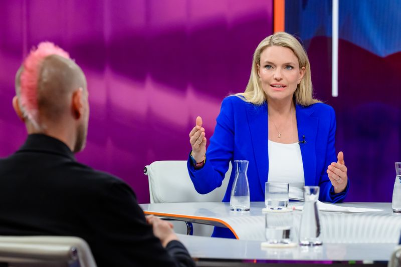 ZDF-Rechtsexpertin Sarah Tacke machte sich für eine Digital-Abgabe für Big-Tech-Unternehmen stark.