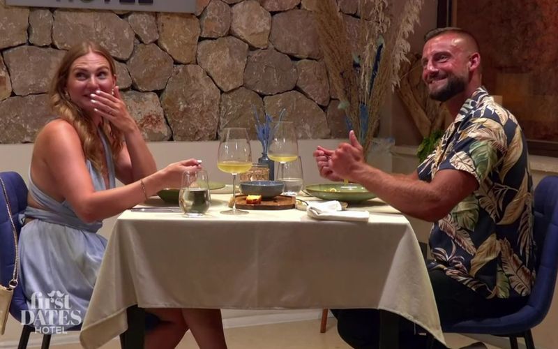 Das Date von Sarah und Adrian steckte voller Überraschungen.