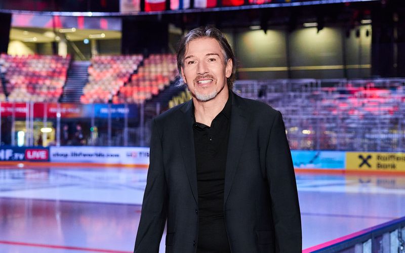 Uwe Krupp kritisiert im ProSieben-Interview die fehlende Infrastruktur im deutschen Eishockey.