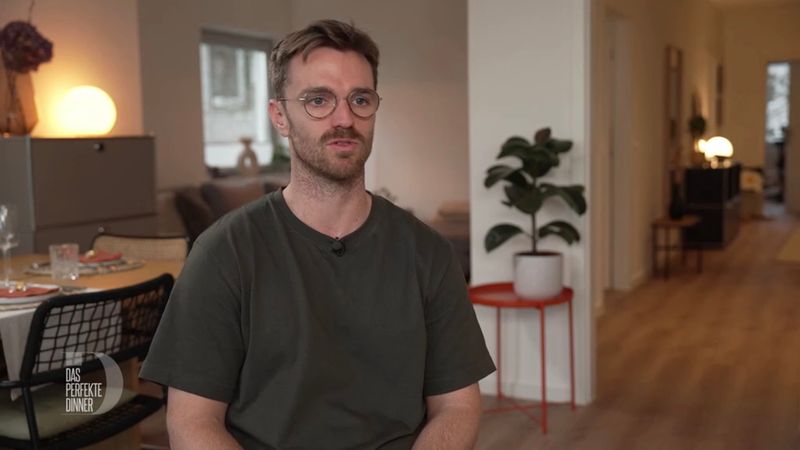 "Schon ein Adrenalinkick": Patrick (31) ist der Gastgeber an Tag 2.