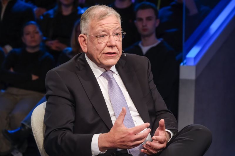 Mittelstands-Chef Christoph Ahlhaus forderte mehr Führung bei Kanzler Merz - und weniger Gipfeltreffen.
