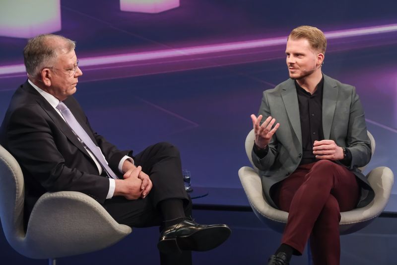 "Eine reine Umverteilungspolitik von oben nach unten wird dieses Land nicht befrieden, wird die Spaltung, die Sie selbst zu Recht kritisieren, nicht beseitigen", prophezeite Mittelstands-Chef Christoph Ahlhaus (links) dem SPD‑Generalsekretär Tim Klüssendorf.