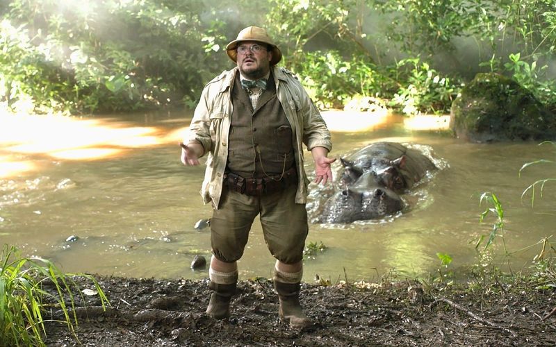 Die Sache mit dem Riesennilpferd im Hintergrund ist für Bethany nicht ganz so schlimm wie die Tatsache, dass sie im Körper eines übergewichtigen alten Mannes (Jack Black) steckt.