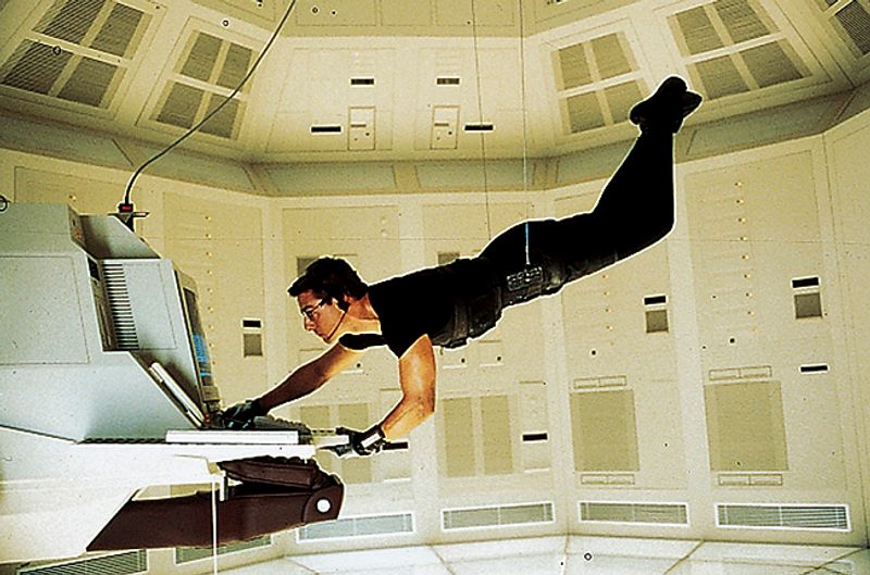 Die vielleicht spannendste und schönste Szene aus allen "Mission: Impossible"-Filmen: Top-Agent Ethan Hunt dringt in das CIA-Gebäude eim, um die Liste aller CIA-Spione zu stehlen. Der erste Teil der Reihe kam vor genau 30 Jahren in die Kinos.