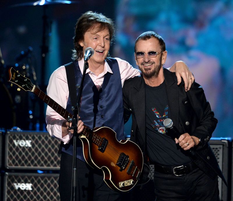 Auf seinem neuen Album "The Boys Of Dungeon Lane" singt Sir Paul McCartney (links) ein Duett mit seinem Ex-Beatles-Kollegen Ringo Starr.