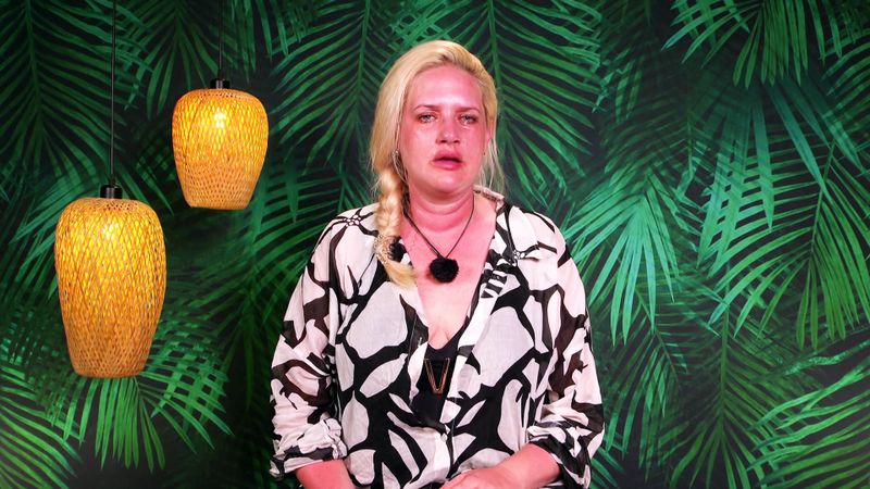 Je näher das Finale, desto dünner die Nerven: Sarah Knappik drückte das Halbfinale von "Kampf der RealityAllstars" (RTLZWEI) jedenfalls heftig auf die Tränendrüsen.