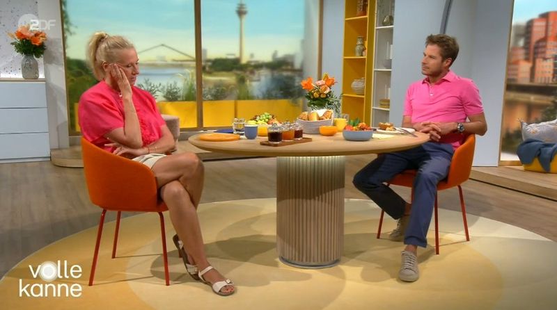 Bei "Volle Kanne" hat Andrea Kiewel über das Aus von "Immer wieder sonntags" und über ihren Fernsehgarten gesprochen.