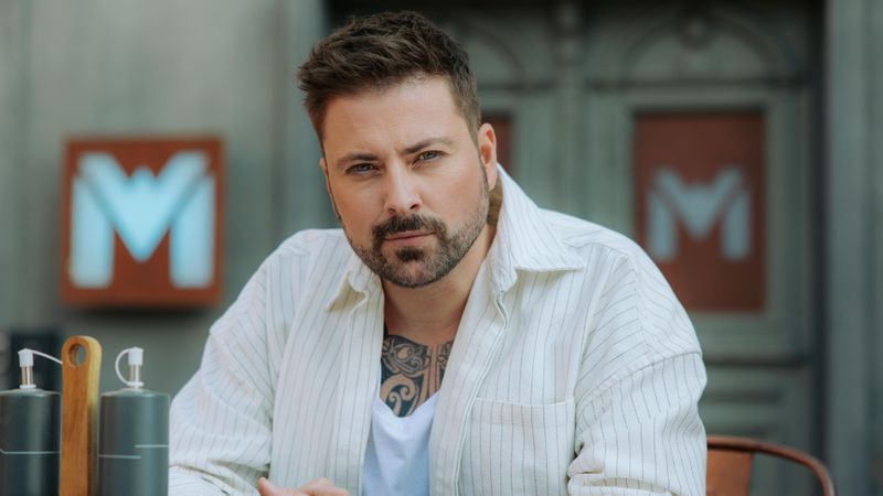 Nach mehr als zwei Jahrzehnten bei "Gute Zeiten, schlechte Zeiten" steigt Schauspieler Felix von Jascheroff aus der RTL-Daily-Soap aus.