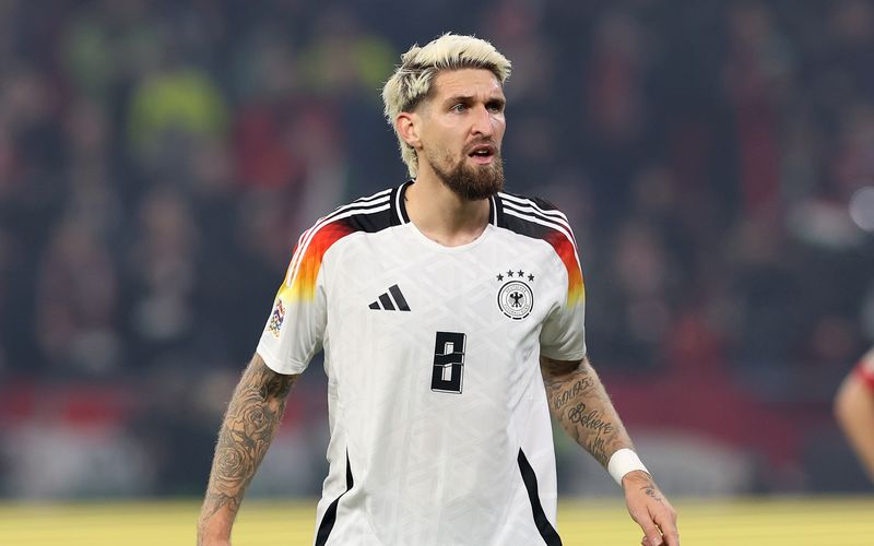 Bei der Fußball-WM steht Robert Andrich nicht auf, sondern neben dem Platz: als Experte für MagentaTV.