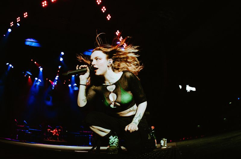 Sängerin Amy und ihre Kollegen der Punkband Witchfever aus Manchester müssen auf ihrer Europa-Tournee große Hürden überwinden.