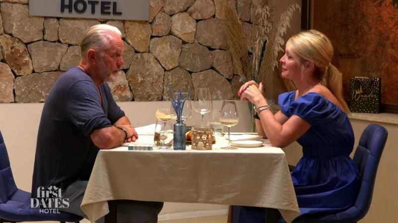 Beim Abendessen schien zwischen Martin und Simone noch alles harmonisch zu laufen.