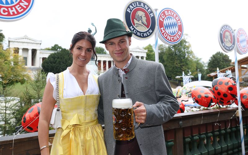 Im Oktober 2025 besuchten Joshua und Lina Kimmich gemeinsam das Münchner Oktoberfest. Es hätte nicht viel gefehlt und der Besuch wäre wahrscheinlich ausgefallen - wegen eines Vereinswechsels.